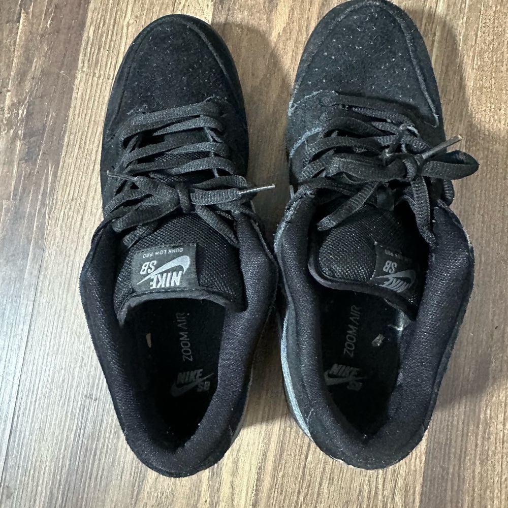 Nike SB Dunks - image 5